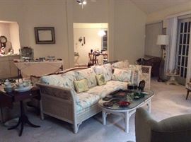 Wicker couch & coffee table