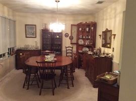Super nice Cherry & mahogany furniture