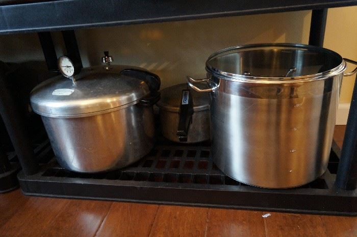 Pots and Pans, Pressure cookers