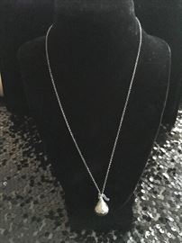 Sterling Silver Kiss $40.00