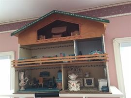 Vintage Dollhouse and furniture 