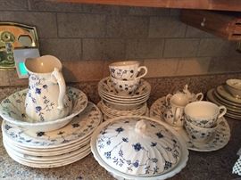 Finlandia hand engraved china