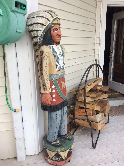 Fleur de Lis Estate Sales in Saint Louis, MO starts on 2/25/2017