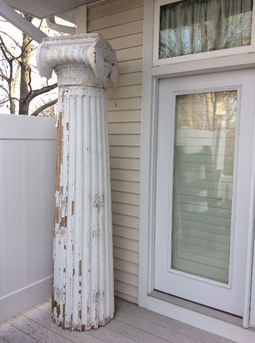 Fleur de Lis Estate Sales in Saint Louis, MO starts on 2/25/2017