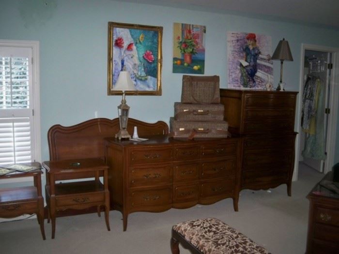 Davis Cabinet Co. Cherry French Provincial Bedroom Group