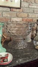 American Pattern fostoria Punch bowl
