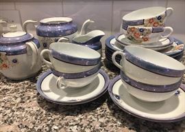 Another great little tea set - Japan