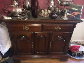 Small sideboard that matches the Dining Room Set