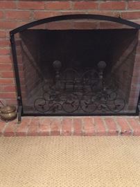 Fireplace screen