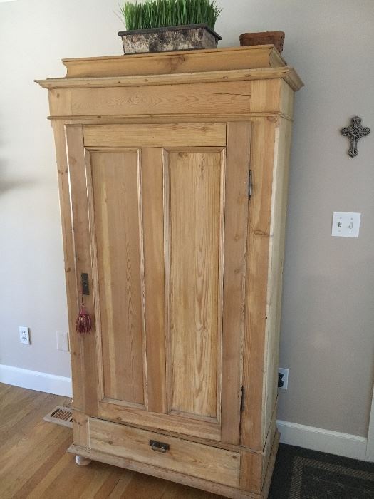 Pine cupboard with interior shelving. 