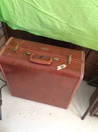 Samsonite suitcase $20