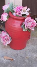 Pottery floral pot