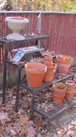 Mesh Floral Stand & Clay Pots