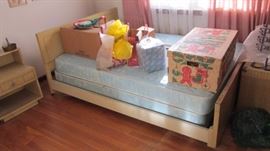 Mid Cent. Mod Bedroom Suite, Full Bed, Dresser w/Mirror & Night Stand