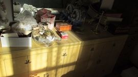 Dresser for Mid Cent Mod Bedroom Suite