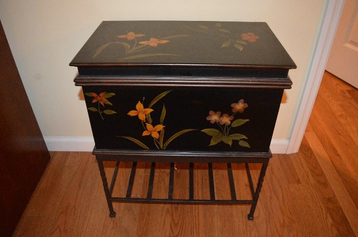Metal Painted Table with Storage
