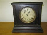 Vintage mantle clock (for display / novelty )