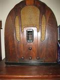 Philco 1934 Cathedral radio