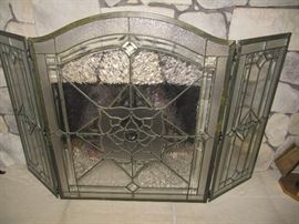 Wow! Love this fire screen!
