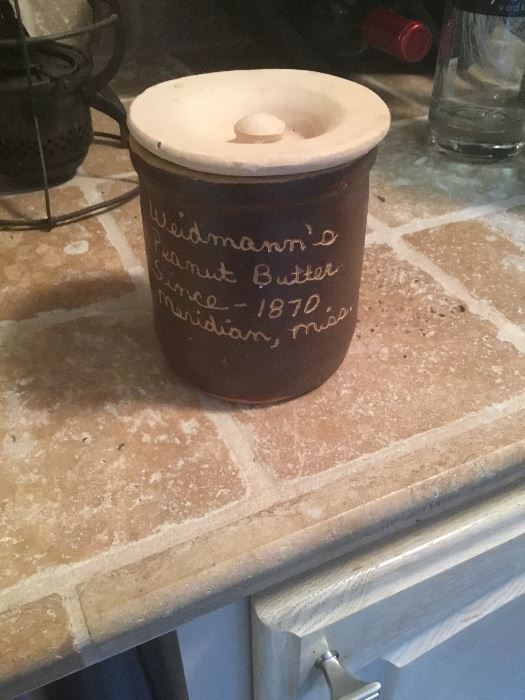 Weidmanns peanut butter jar