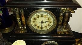 Mantle clock
