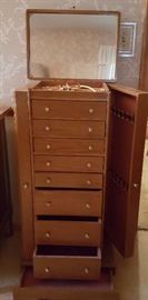 Jewelery Chest
