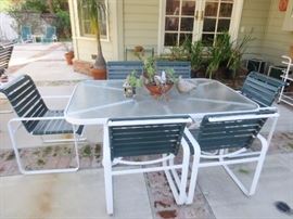 Brown Jordan Dining Set