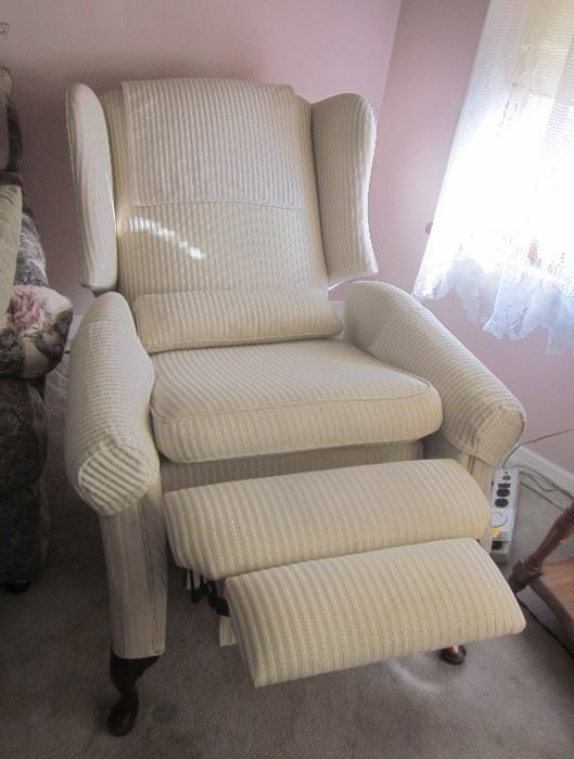 Very nice wing-back recliner, solid construction, made in U.S.A.