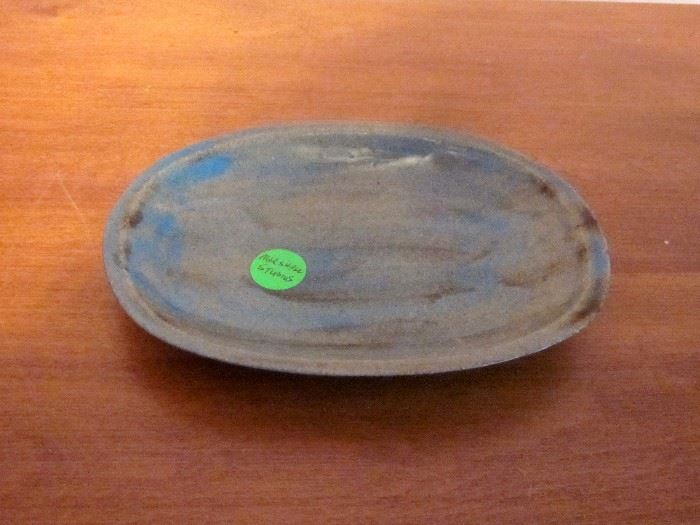 Mid Century Marshall Studios  small oval plate (has one small chip).  