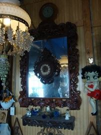 Lots of Mirrors, Betty Boop 