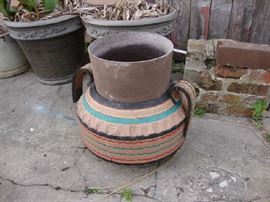 Planter made from a tire