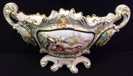 Capodimonte Center Piece
