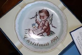 Christmas 1991 Berta Hummel Plate with COA