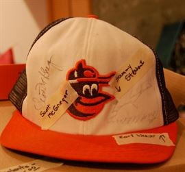 SIGNED ORIOLES BASEBALL CAP.