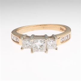 Ladies TwoTone gold and Diamond Ring 