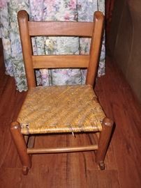 ANTIQUE CHILDS CHAIR WITH WOVEN SEAT