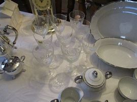 Luminarc crystal wine glasses