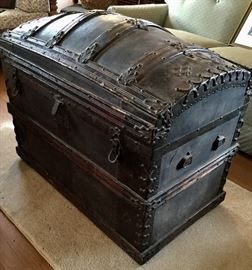 Camel back trunk. NEAT piece! 