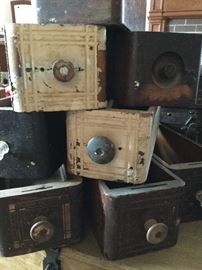 Shabby chic! Old drawers from sewing tables. 