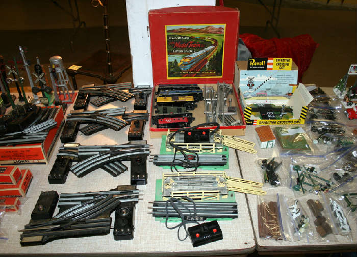 Lionel switch sets, 2 cattle loading sets & neat Japan boxed Baltimore and Ohio tin litho set.