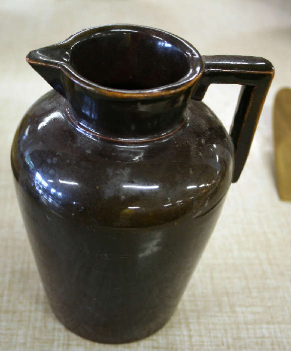 Marked Peoria Pottery syrup.