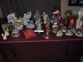 HOLIDAY AND ASSORTED COLLECTIBLES