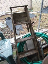 ASSORTED STEP LADDERS AND EXTENTION LADDERS