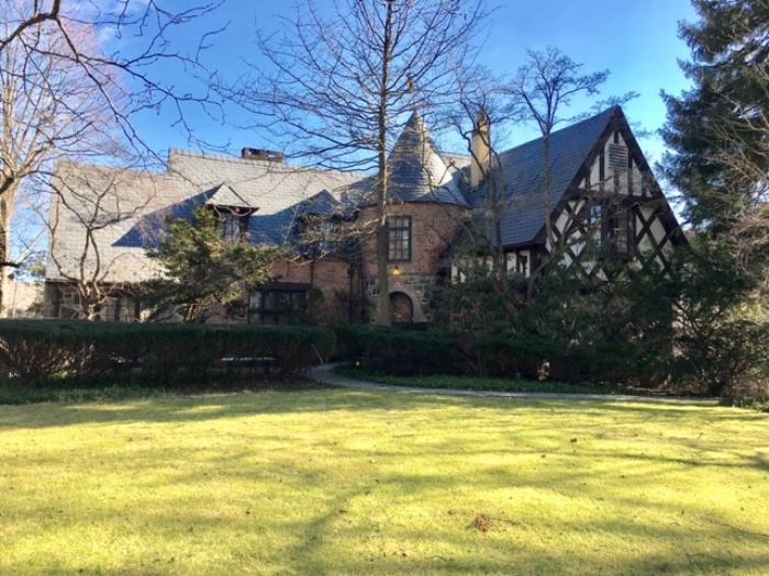 Oversized Tudor Home in Prestigious Kings Point