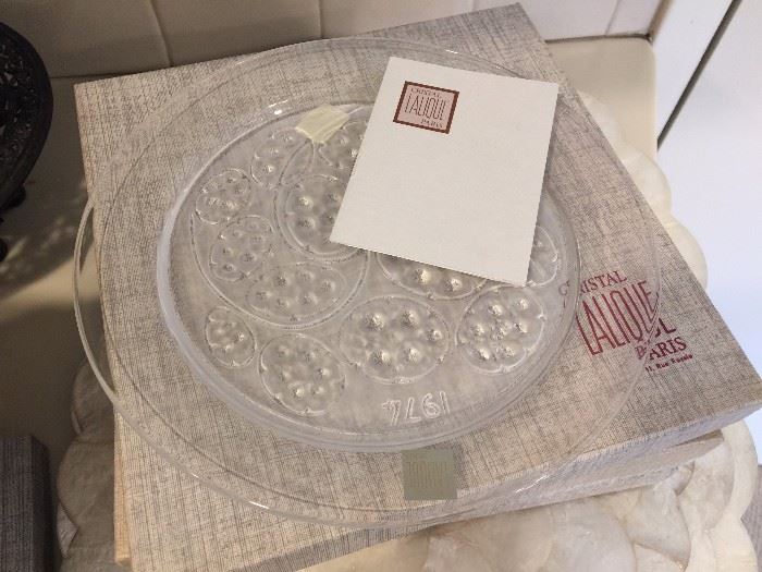 Lalique annual collector plates with boxes and inserts - 1966 to 1976