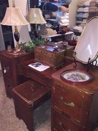 Antique vanity dresser