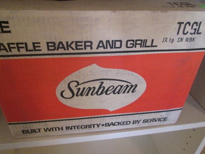Vintage Sunbeam waffle baker and grill - box never even opened