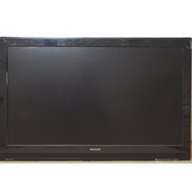 Phillips 48" Flat Screen Television: A Phillips 48" flat screen television, model number 47PFL7422D/37. This television includes remote.