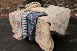 quilts, quilts, and more ... comforters / duvets / pillow cases / etc.