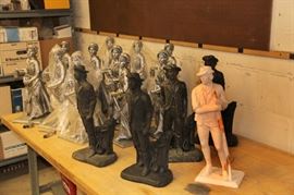 plaster cast minuteman / minutewoman statues